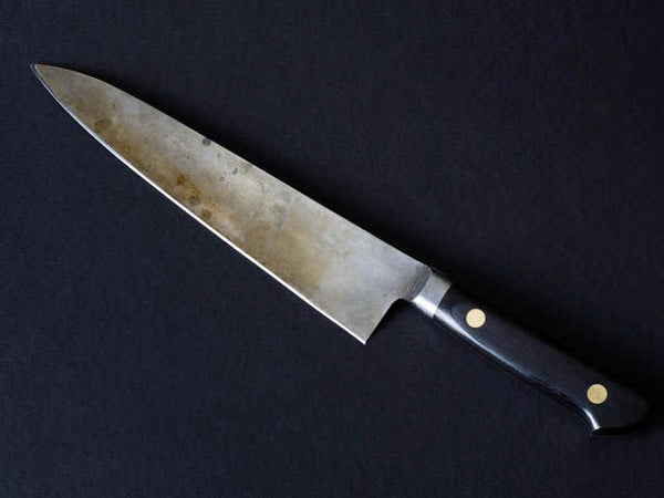 Don't Let Rust Ruin Your Carbon Steel Knife: Follow These Steps to Clean and Protect It