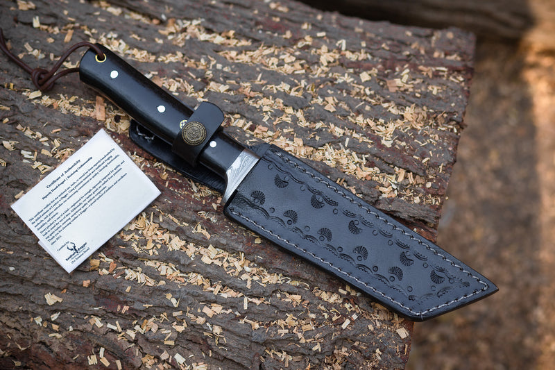 Hand-Forged Damascus Tanto Hunting Knife – Full Tang with Leather Sheath