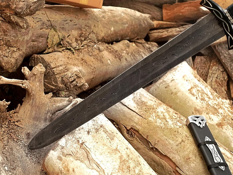 Battle Sword Real – Handmade Damascus Viking Sword | Functional Medieval Barbarian Sword with Leather Sheath | The Last Kingdom Uhtred Replica Gift SW106