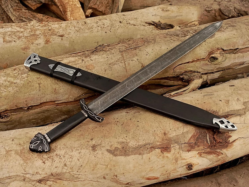 Battle Sword Real – Handmade Damascus Viking Sword | Functional Medieval Barbarian Sword with Leather Sheath | The Last Kingdom Uhtred Replica Gift SW106