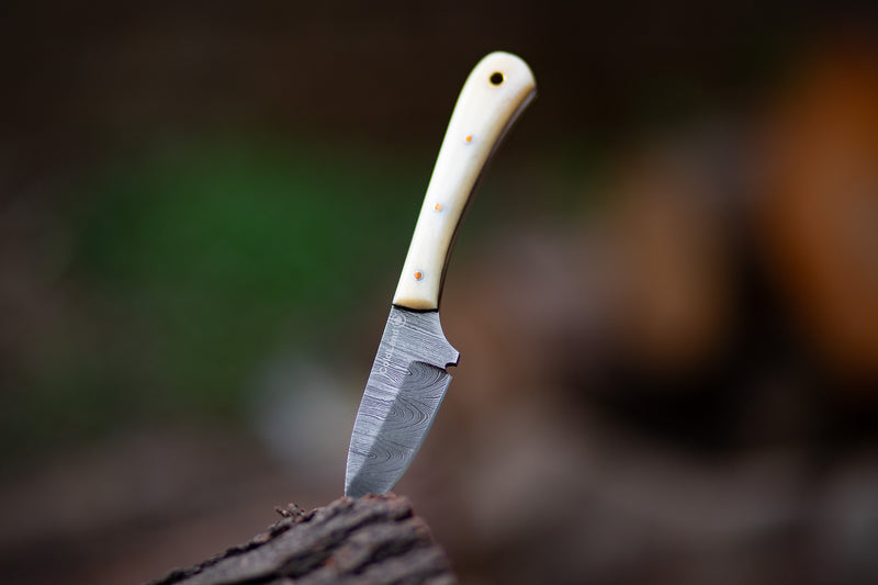 ColdLand Damascus Skinner Hunting Knife – Camel Bone Handle NMK08