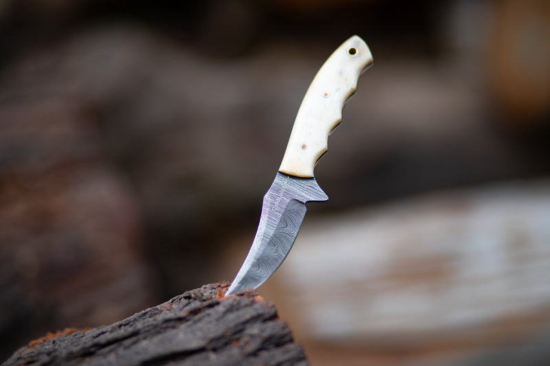 ColdLand Hand-Forged Damascus Skinner Knife – Natural Camel Bone Handle (7.4”) NMK12